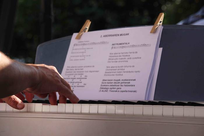 Bero sargoria, sagardoz bust 57 1532982237153