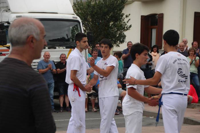 Puzgarriak, pilota eta karta 64 1501614070511