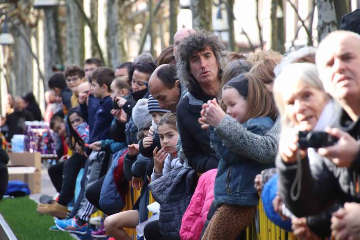 Lasterka berotu dira haurrak 45 1579448230517