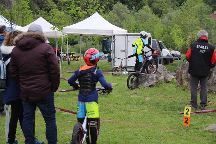 Oreka landuz, bi gurpilen ga 9 1525011638690