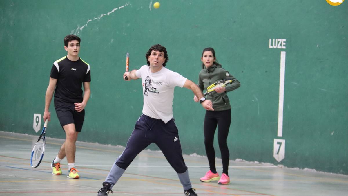 Irurako VI. Frontenis Txapelketak baditu txapeldunak