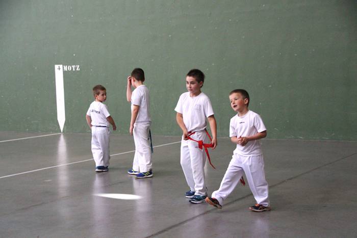 Gazte izateak ez duelako adi 47 1523733522060