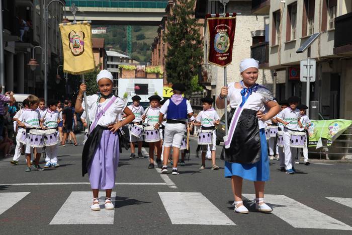 Danborra eta piparra, festar 44 1503577858130