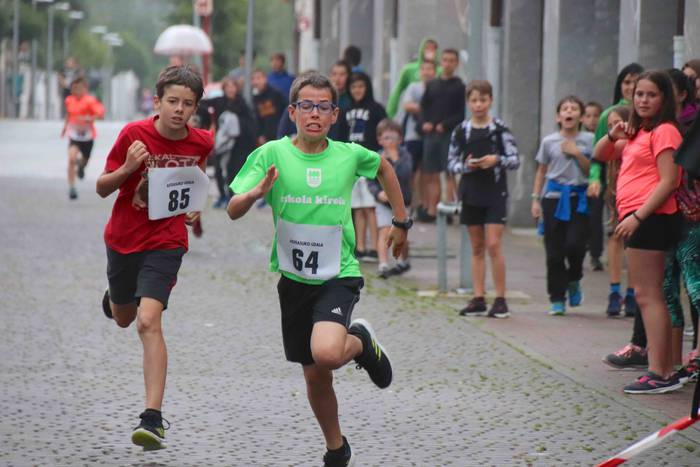 Asteasuko haurrek hasi dute  83 1530189040998