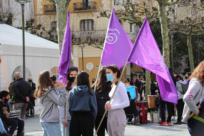 Emakumeen Mundu Martxa eskua 9 1613827675412