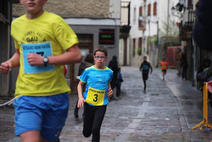 Hirugarrenez, elkartasuna El 30 1515334009086