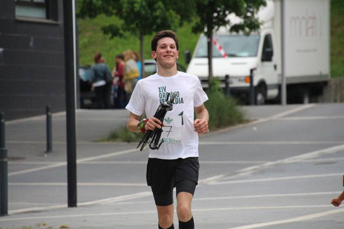 Uzturre igoera lasterketa 2016 31 1465654772345