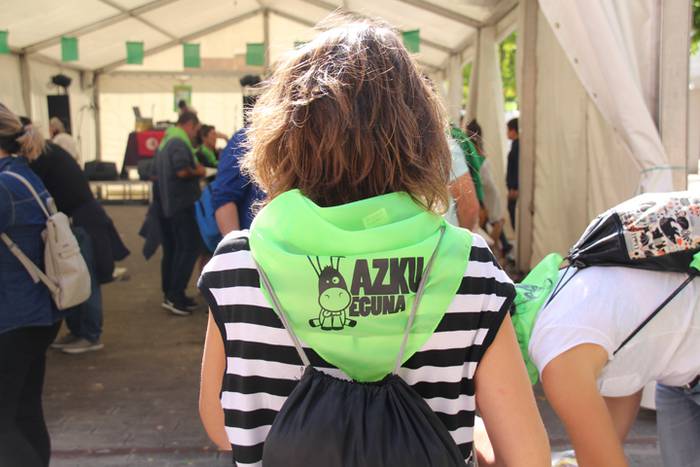 Azku Eguna bosgarrenez 22 1476544445306