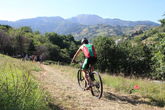 Ibarra Mendi Duatloia 2016 95 1473534260057