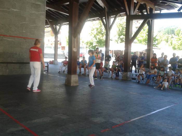 Ikaztegietako Jaiak 2017, pi 6 1502543274170