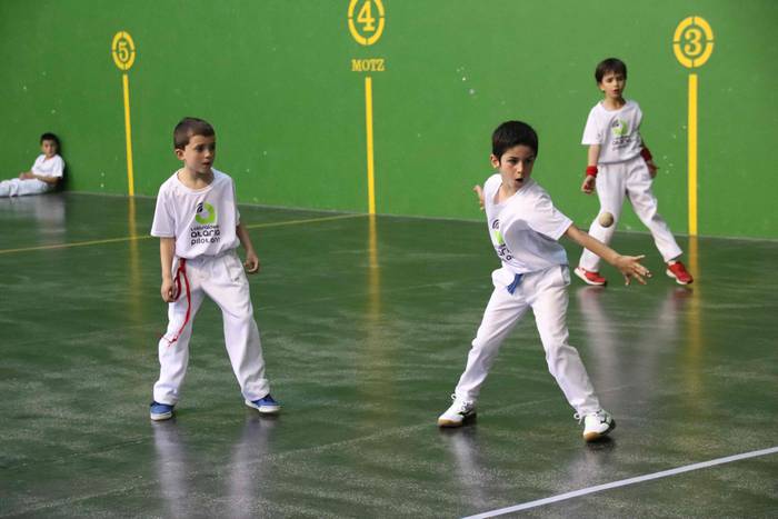 Ataria Pilota Txapelketa, Al 33 1559724382737