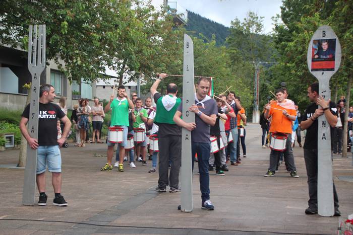 Festetan ere Remi gogoan 4 1469994012292