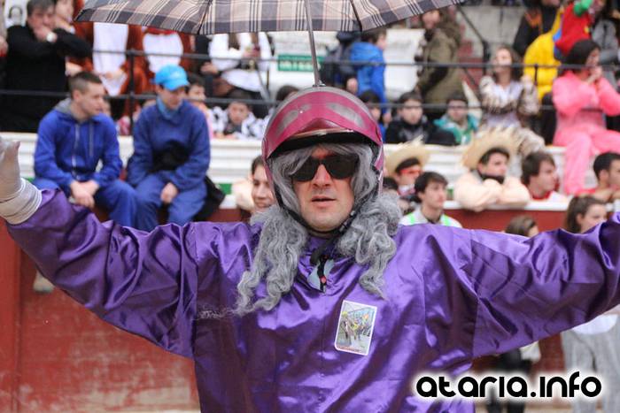 inauteriak 2016 zaldunita zezen plaza 79 1454867202346