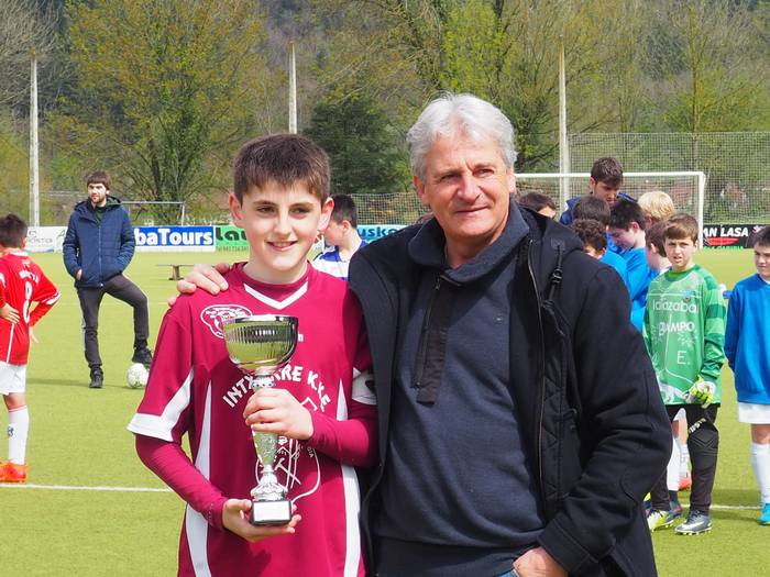 Intxurreko infantilek irabaz 2 1523264221417