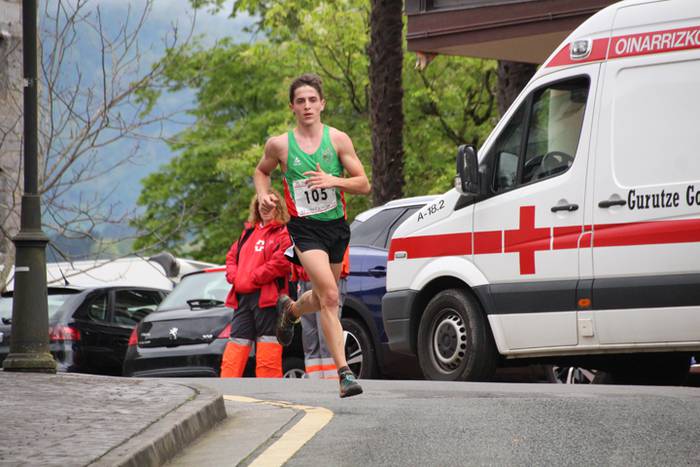 Aitziber Ibarbia eta Julen L 23 1525008995372