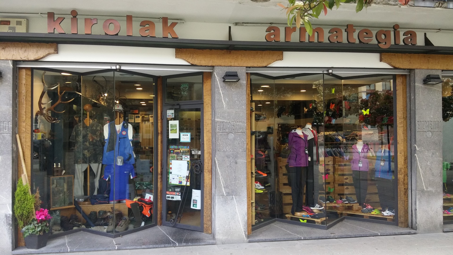 Kirolerako eta mendirako beharrezko materiala, Eizmendi Anaiak-en