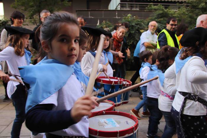 Danbor hotsek esnatu dute au 16 1572095555799