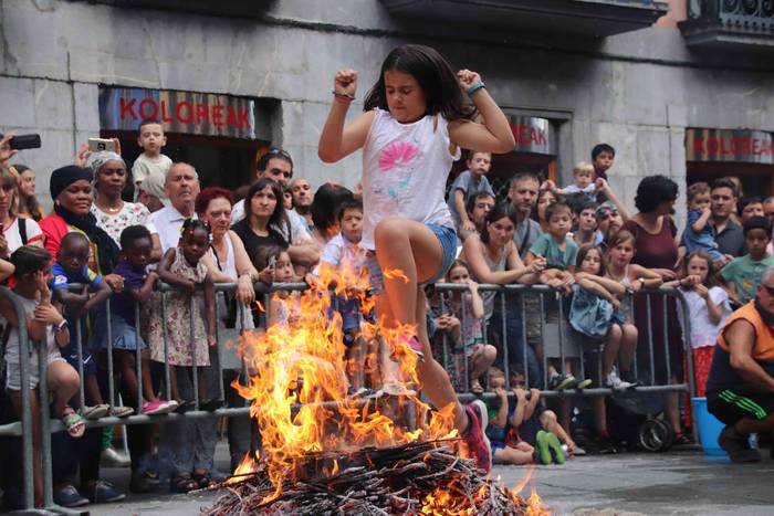 Txikienak ere saltoka 55 1561316753855