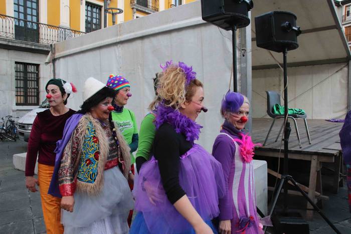 "Mundua geratu dugu" 5 1552072513354