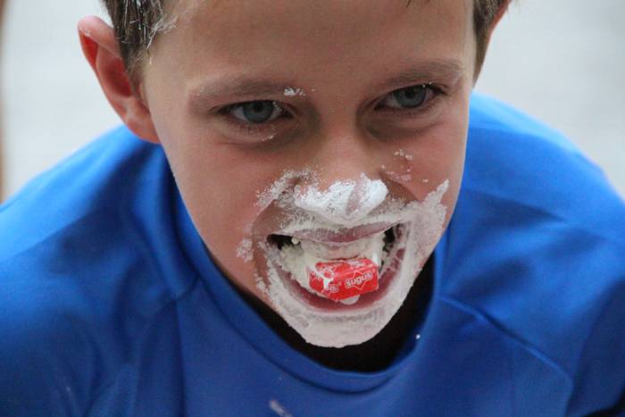 Festak hastearekin batera, j 64 1502727636278