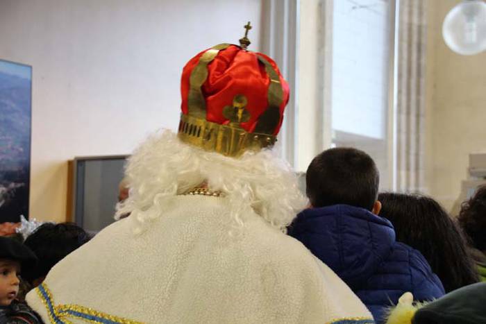 Iritsi dira errege magoak To 12 1515170500273