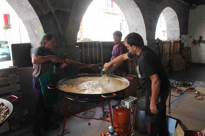 IV. Mendiz Mendi Etxera Mend 15 1537620670843