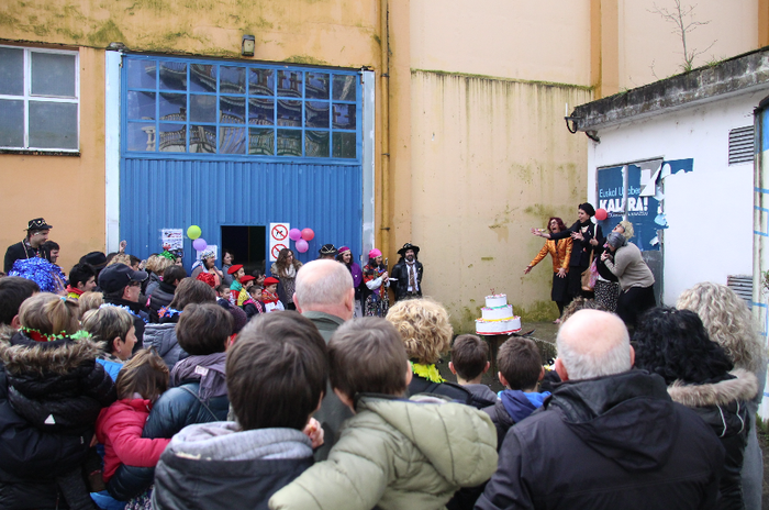 Zilarrezko inauteriak piztu  10 1517060906316