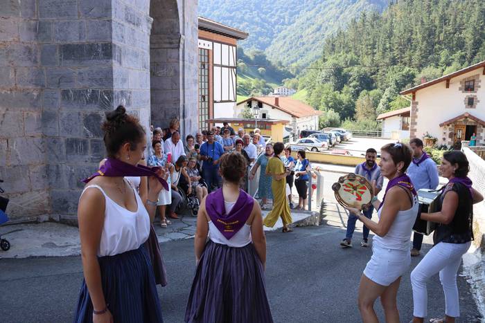 Meza nagusiaren osteko dantz 6 1661685517661