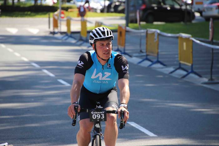 Gurpil gainean, Abraham Olan 56 1559487052963