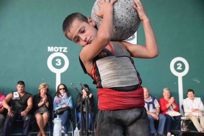 Jakesen ausardia, auzotarren 73 1538331432601