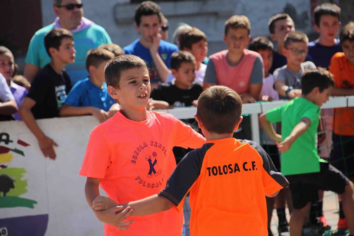 Kirol pixka bat, festan bete 39 1566471431856