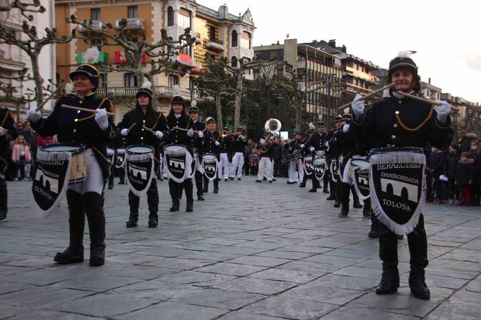 Berazubiko danborrak atera d 6 1645904148325