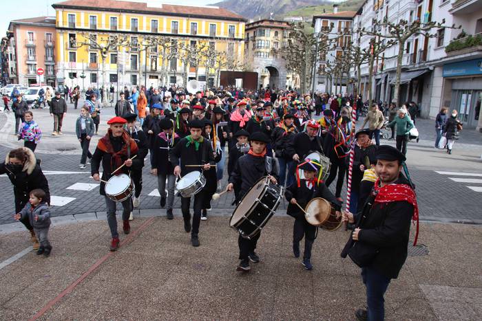 Ozenki txistulari taldearen  45 1645790352323