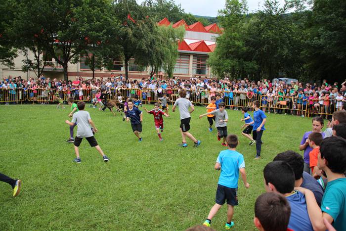 Eskola txiki eguna Ikaztegieta 68 1465750691233