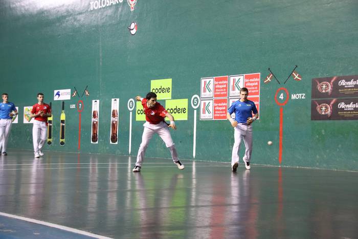 Altuna III eta Artola, Beoti 14 1550428411315