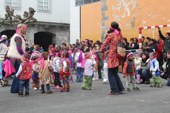 Villabona eskolak inauteriak 9 1487939311918