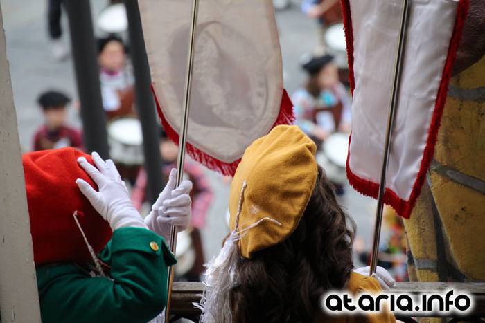 Zaldunita bezperako haur danborrada 95 1454785364946