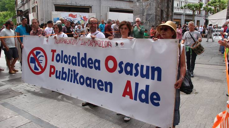 Haserre dago TOPA Mari Luz Jauregiren erantzunarekin