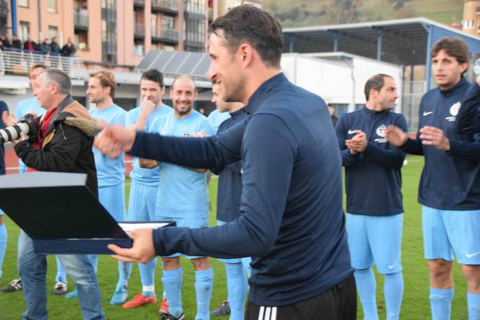 Mikel Alonso agur omenaldia tolosa berazubi 114 1544294580330