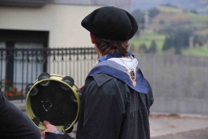 Amasarrak gaztetzen dituen eguna - 32