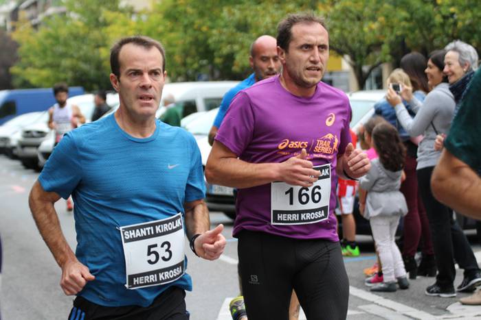 Haizearen aurka, baina aurrera 44 1476272978349