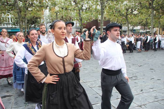 Udaberri Dantza Dezagun Tolo 119 1504963737048