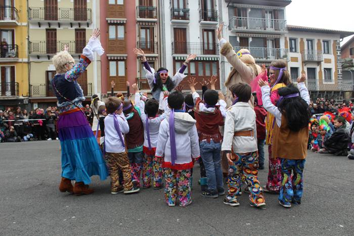 Villabona eskolak inauteriak 14 1487939338684