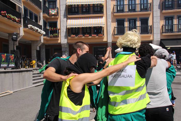 Parrandarako ez dago armagab 36 1497093415731