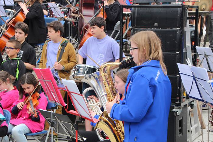 Emusik emanaldia Zizurkilen 2 1462635995521