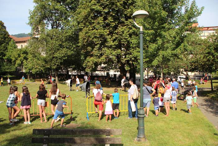 Zezenen aurretik korrika 34 1472903860038