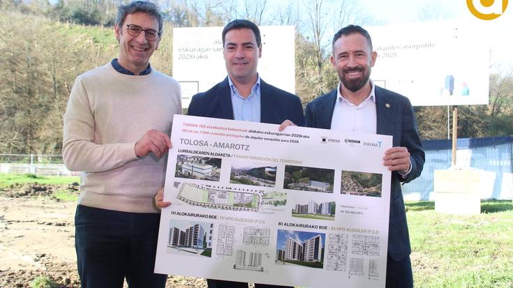 Amarozko etxebizitzen lanak bisitatu ditu lehendakariak