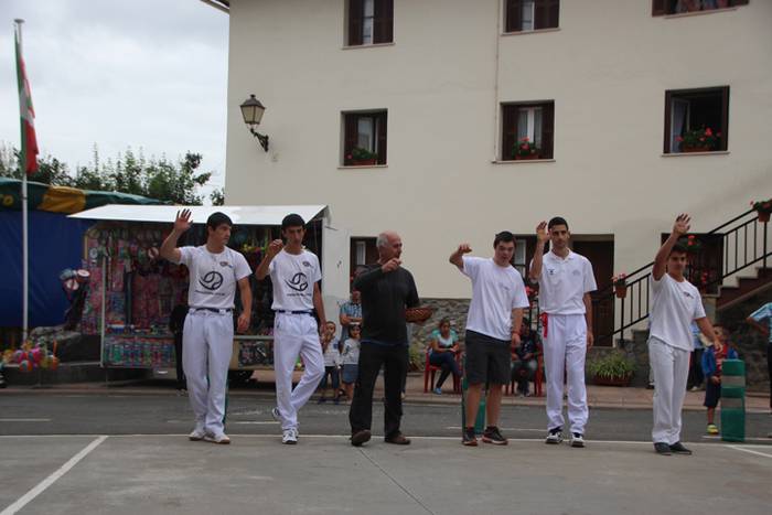 Puzgarriak, pilota eta karta 45 1501613939330