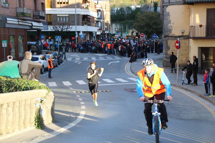 Villabonari itzulia egin diote