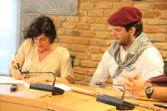 Gazteak, barrunaren kofradiaren gidari 13 1468074743168